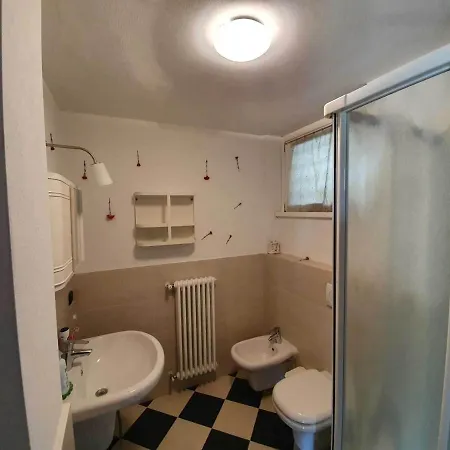 Inviting In With Balcony Daire *